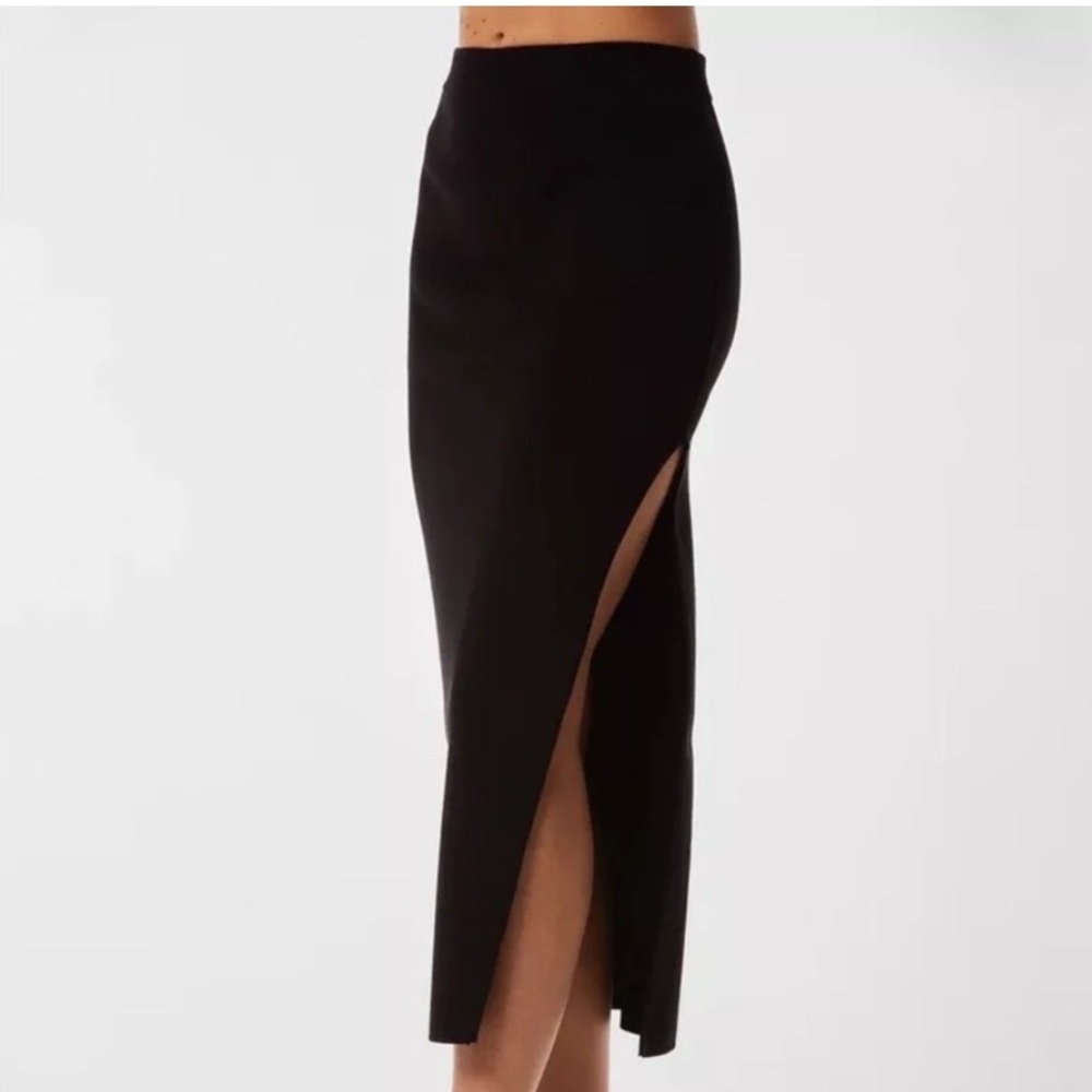 THE NOLI SHOP HAMPTON’S BLACK RIBBED KNIT MIDI SKIRT NEW SIZE LARGE